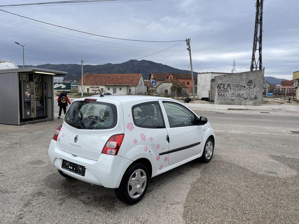 Renault-Twingo-1-5-DCI-DIZEL-2011-godiste