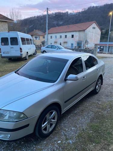 Škoda octavi 1,9 77kw 2005 g