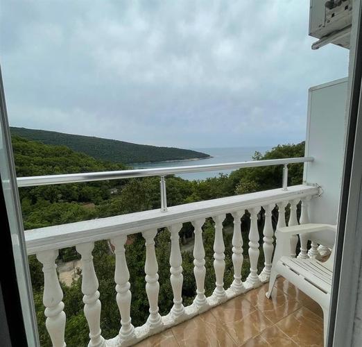 Prodaje se turistički objekat u Baru