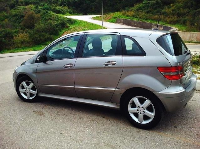 Mercedes-Benz B 180 -06