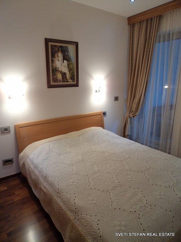 Stan-povrsine-67m2-Budva