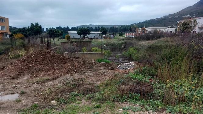 Urbanistički plac, 920m2