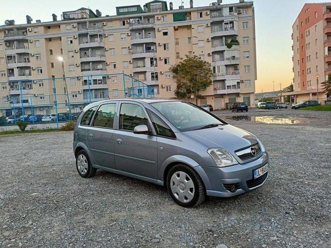 Opel 1.7 dizel 74kw 2006 god