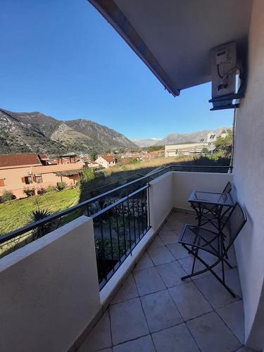IZDAVANJE, KOTOR DOBROTA, kod Skolskog centra , izdaje se dv