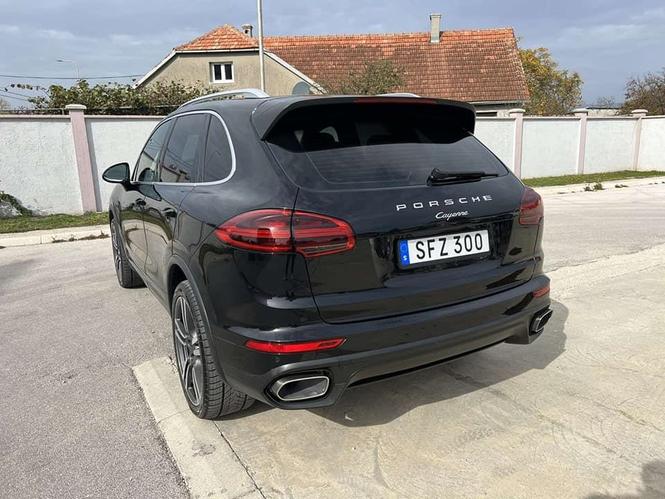 Porsche Cayenne