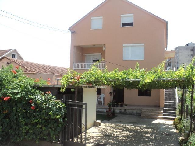 Kuca 240m2 Podgorica