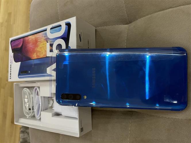 Samsung Galaxy A50 4/128 gb 
