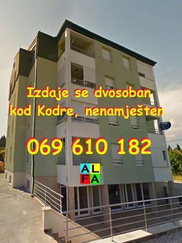 POBREŽJE: Izdaje se dvosoban, nenamješten, kod Kodre !!!