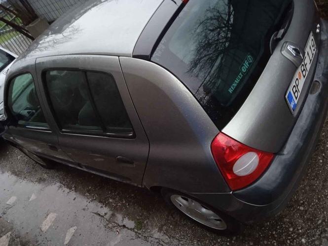 Reno Clio 2003