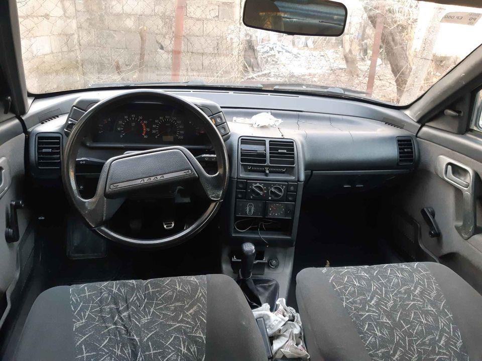 Lada-112-1-5-benz-2003-god-moguca-kompenzacija-uz-vasu-dopla