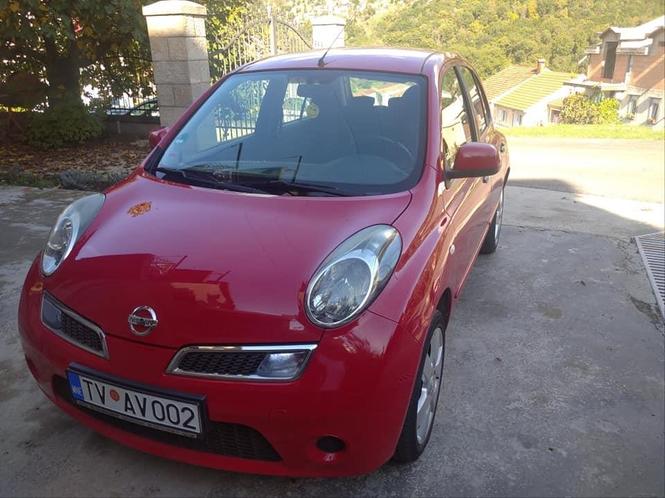 Prodajem Nisan Mikru 1.5d