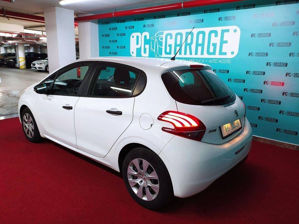 2016-Peugeot-208