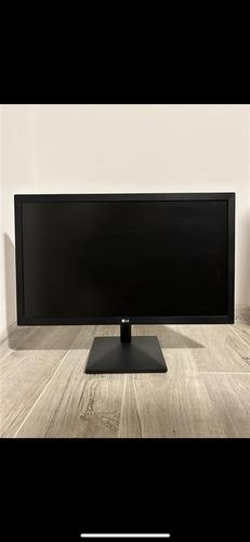 Polovan LG monitor 22MK400H-B