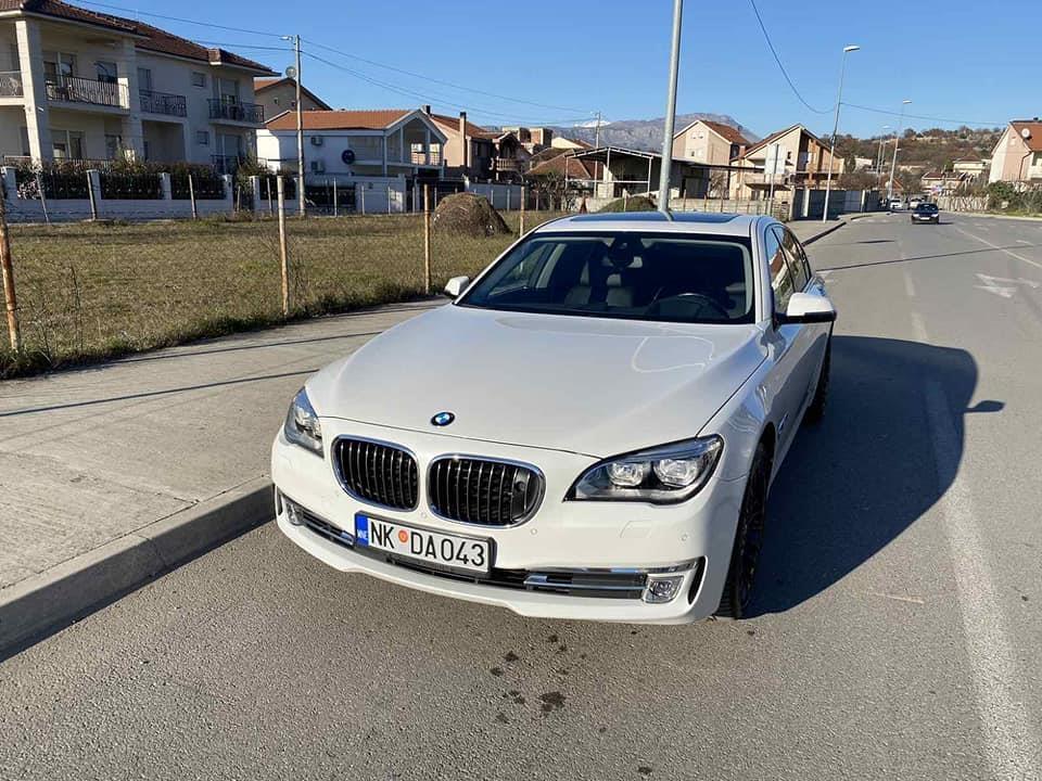 BMW-730d-3-0-313ks-2014god--Registrovan--uradjen-mali-servis