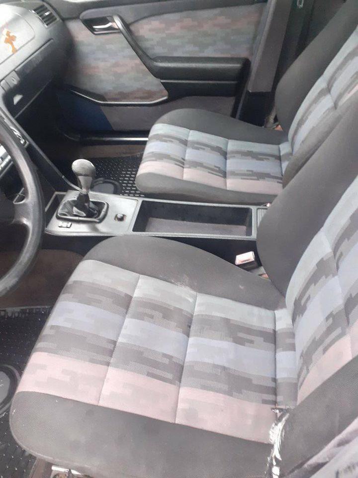 Mercedes-250d