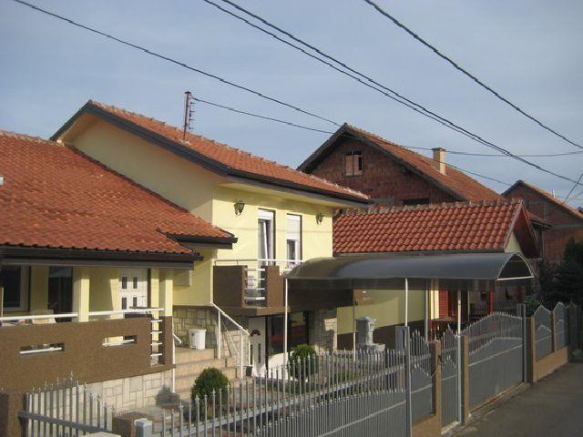 Montazna kuca  102m2 - Bor promet