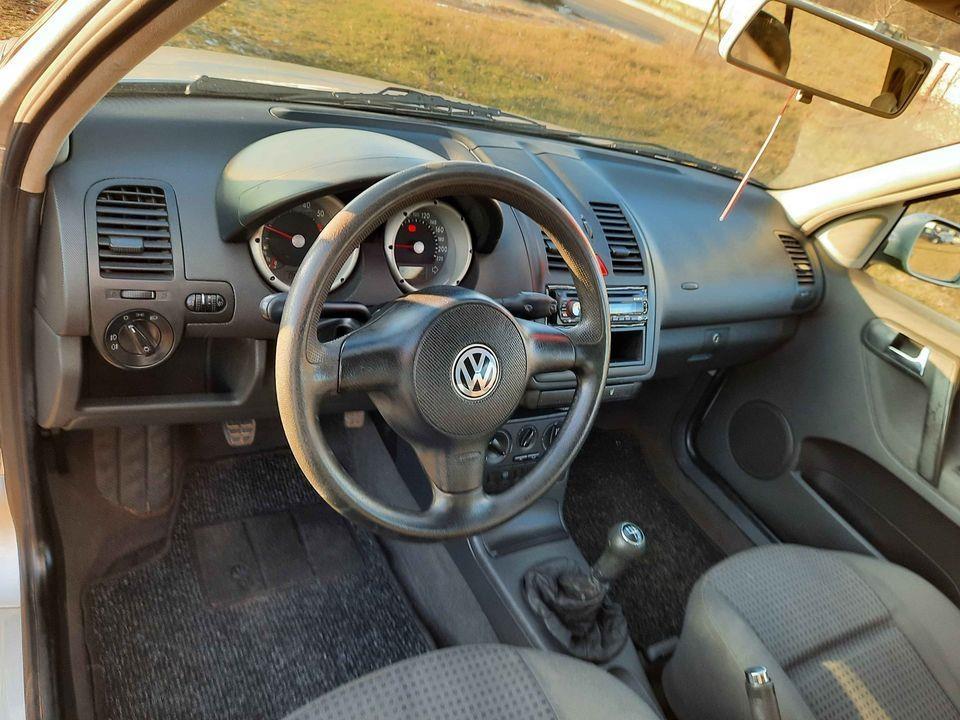--VOLKSWAGEN---POLO---069241990--
