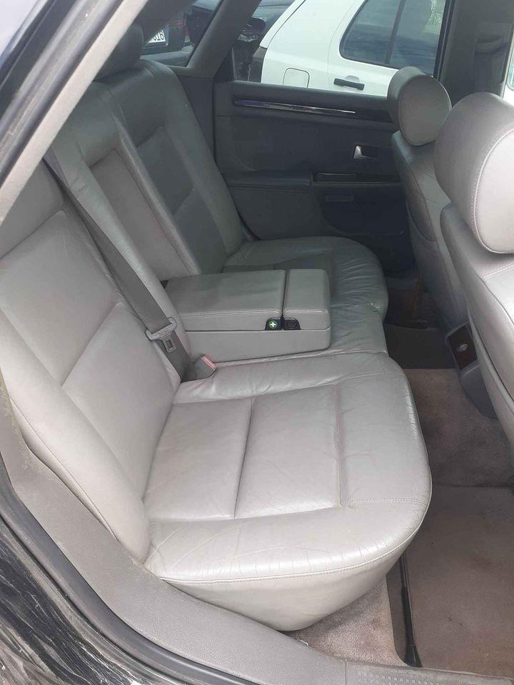 Audi-A8-2-8-Sekvent-plin-2000g--069699445