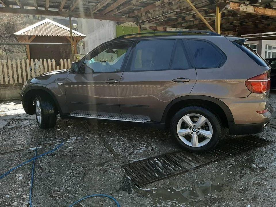 Bmw-x-5----3-0---restajling