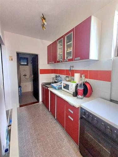 Na prodaju kuca u Sutomoru