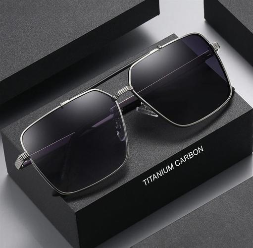 MAYBACH TITANIUM Muski model