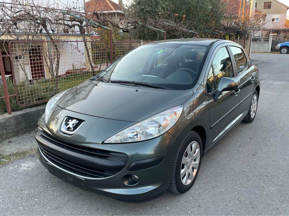 Peugeot-207