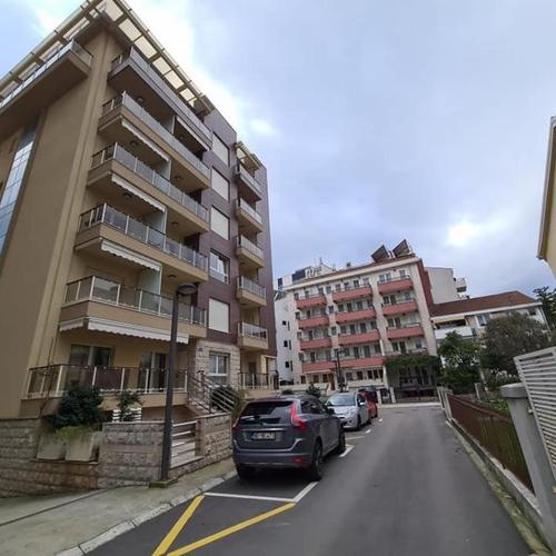 Garsonjera u centru Budve
