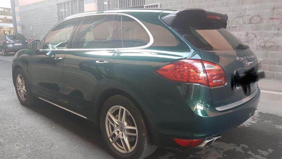 Porsche-cayenne-4-2-D