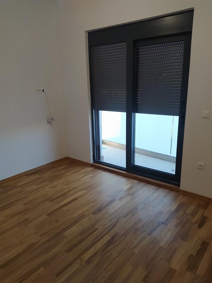Izdavanje-garsonjera-Tološka-šuma
