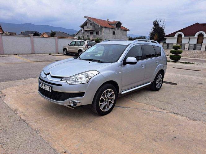Citroen C-Crosser 2.2 115kw  2008god