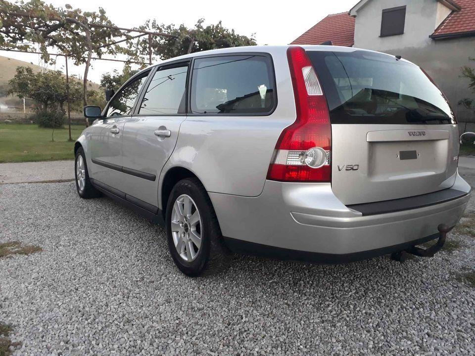Volvo-v50-1-6d-2005god