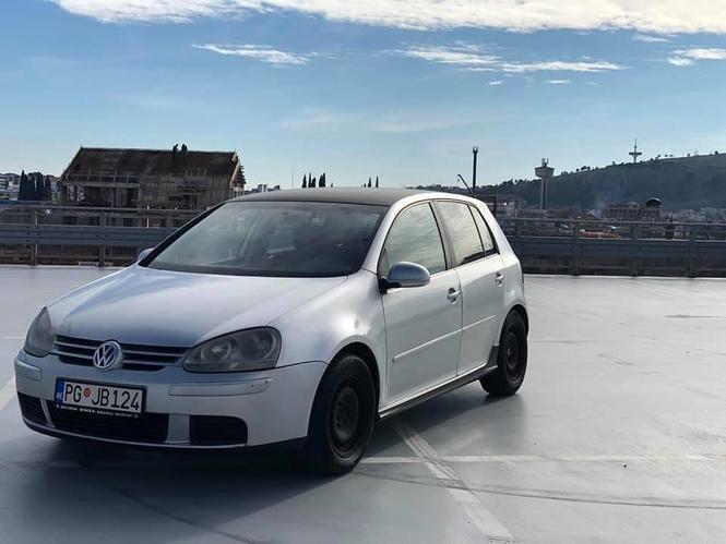 Golf 5 1.9 tdi 77 kw 2004 god