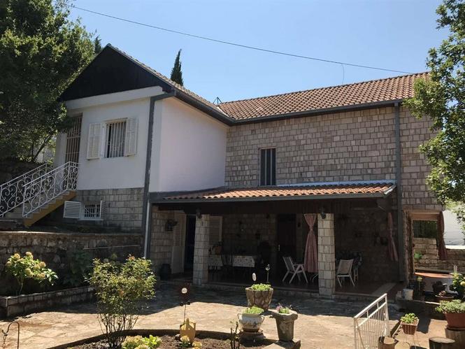 Kuća na prodaju