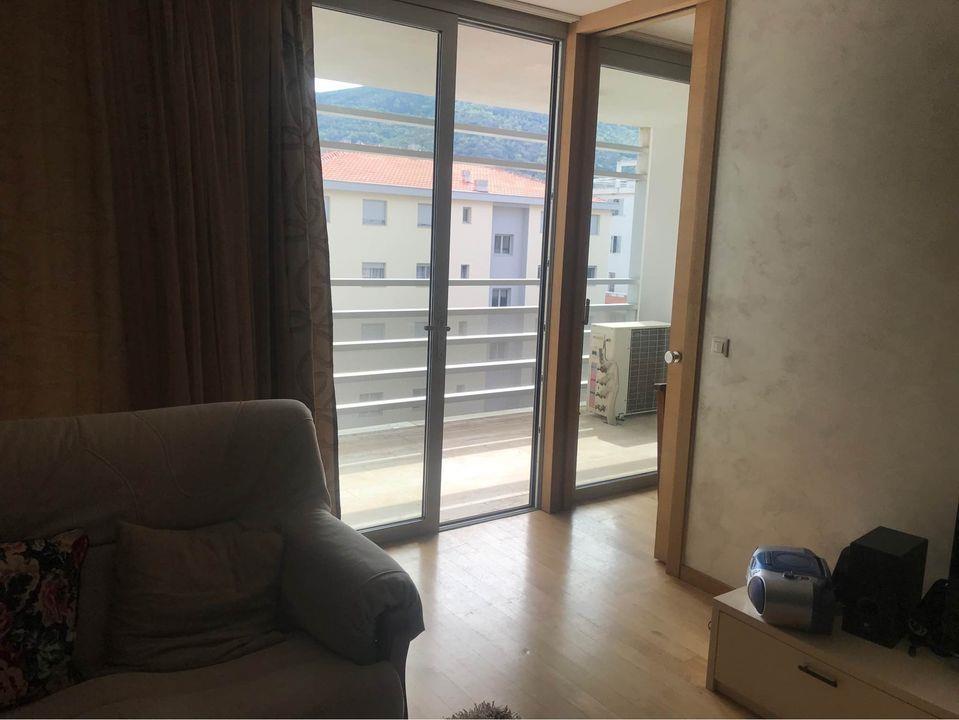 Stan-Budva-Rozino-centar