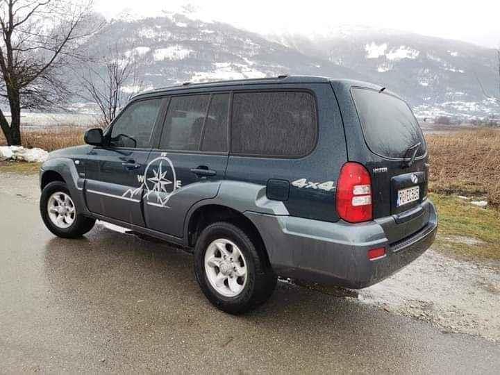 Hyndai-teracan-2-9-crdi-4x4-manuelni-extra-stanje-moguca-zam