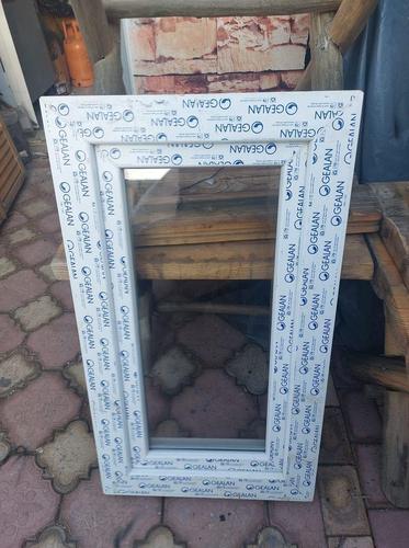 PROZOR.. 102x58. 068725082