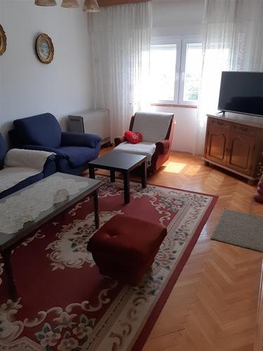 Izdavanje jednosoban stan Zabjelo
