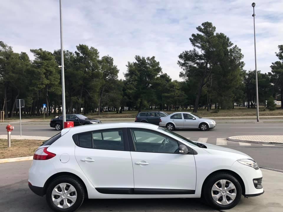 Renault-megan-1-5dci-2014god