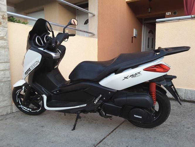 YAMAHA X-MAX 250 cc 2011 god,