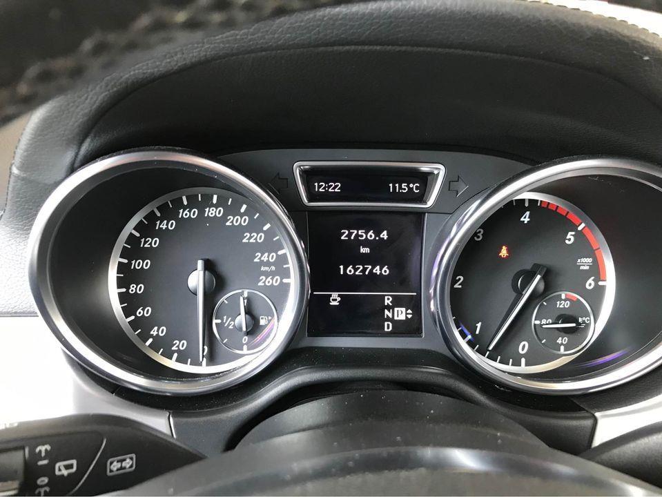 ML-350-CDI-2011-god--Uvoz-ch-165-000-km