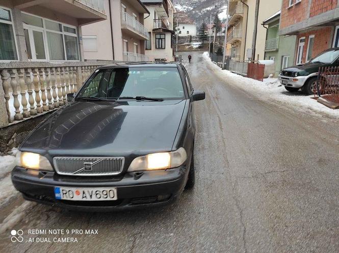 Volvo v70 2.5 td dobro stanje moguca zamjena 069851800