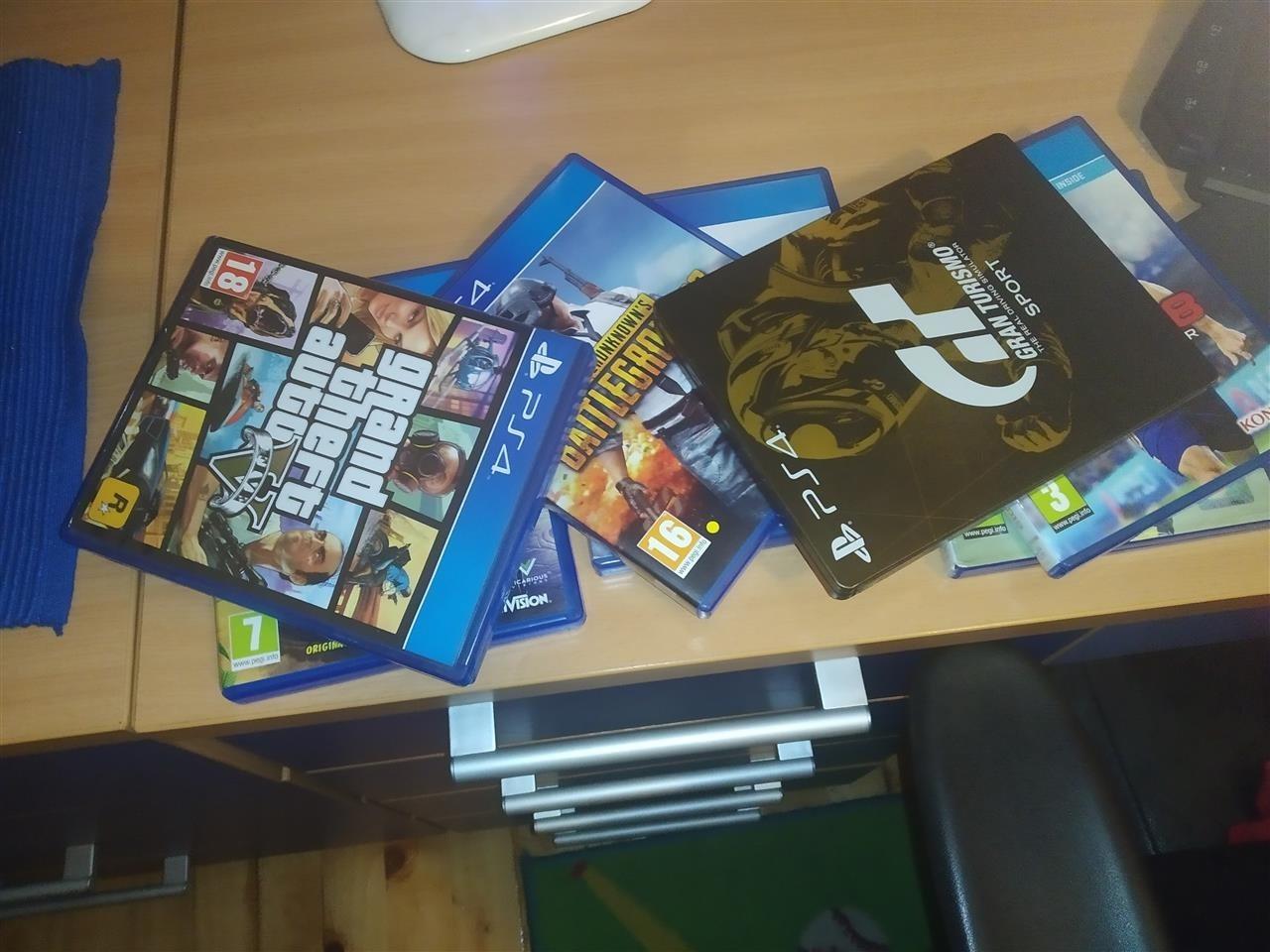 ps4-slim-500gb+2-duelshock-4