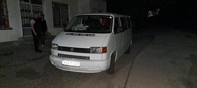 VW t4 2.5 tdi
2001 god