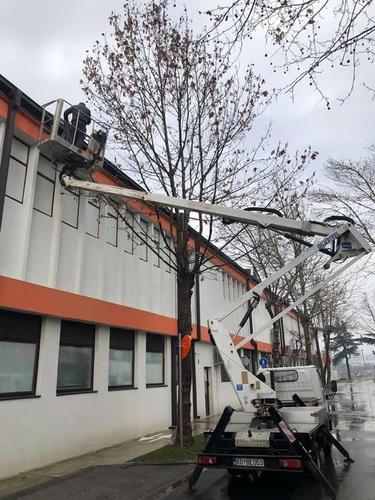 DIZALICA SA KORPOM