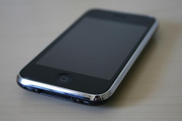 Apple iPhone 3