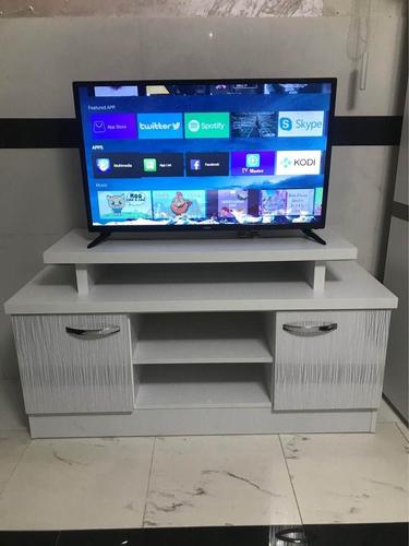 Prodajem Komodu za Tv novo