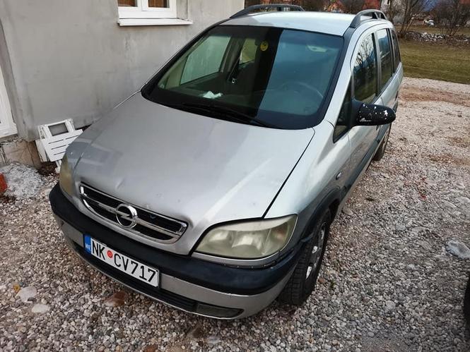Opel zafira 1.8 16v 85kw sekvent