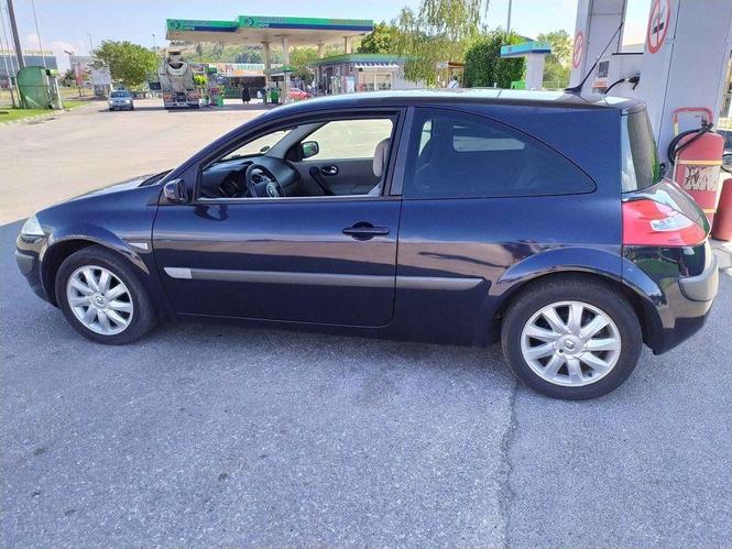 Megan 1.9 dci automatic
