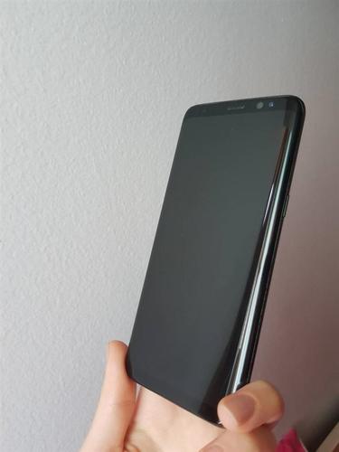 PRODAJEM SAMSUNG GALAXY S8(BLACK)