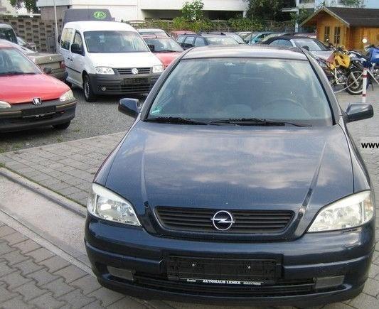 Opel Astra 2.2 dizel - 02 